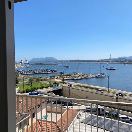Seaside Apartments Casa Carla E Casa Andrea 올비아 외부 사진