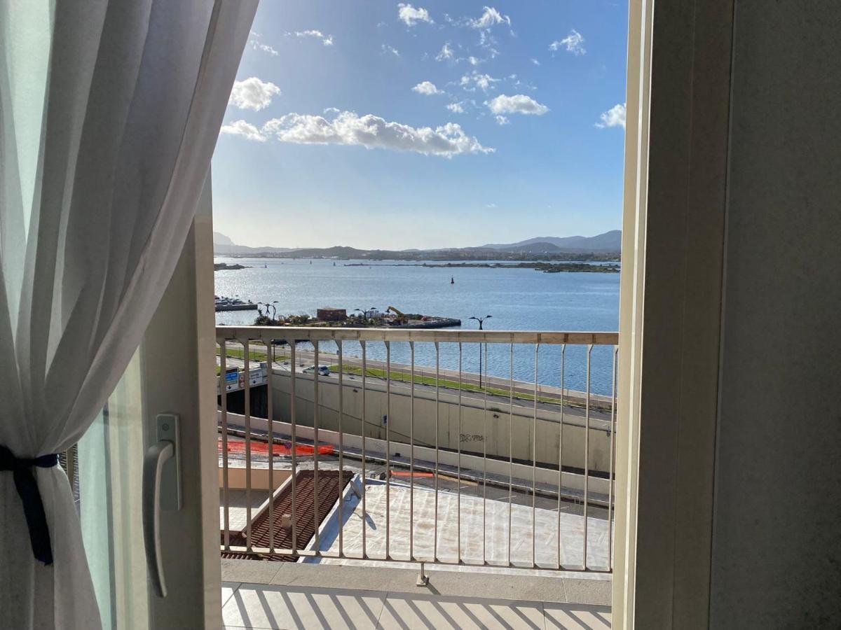 Seaside Apartments Casa Carla E Casa Andrea 올비아 외부 사진