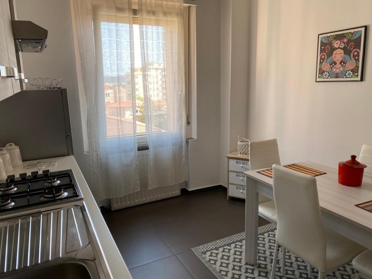 Seaside Apartments Casa Carla E Casa Andrea 올비아 외부 사진