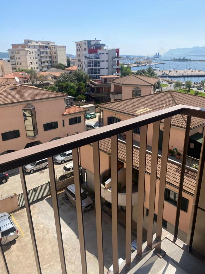 Seaside Apartments Casa Carla E Casa Andrea 올비아 외부 사진