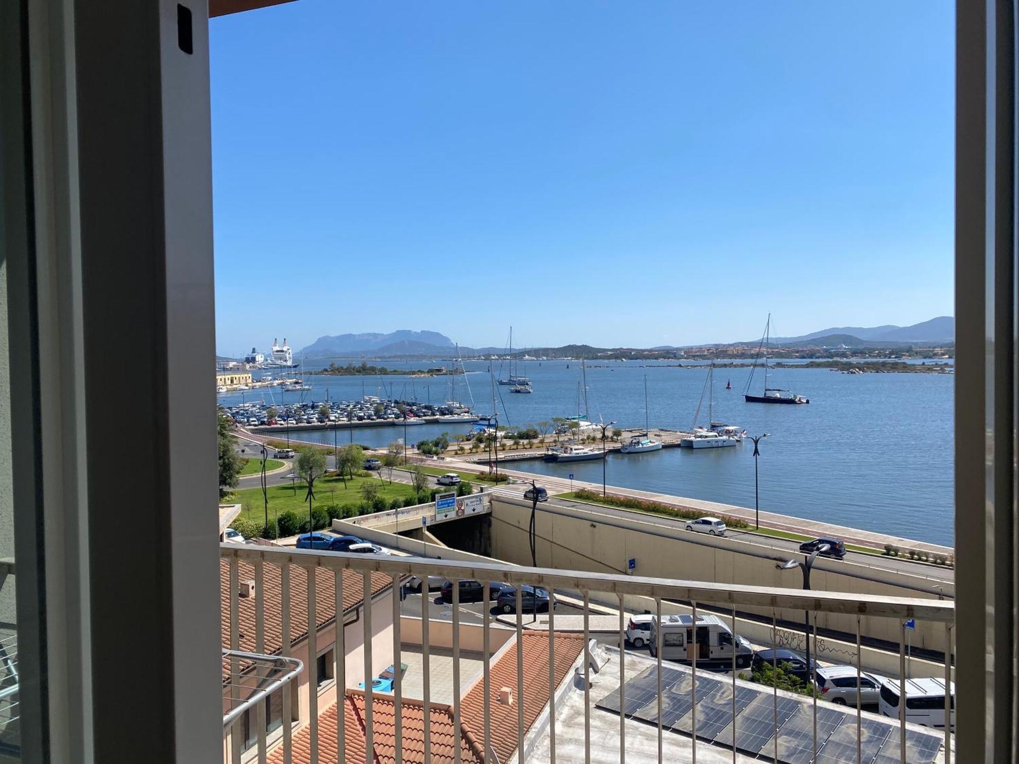 Seaside Apartments Casa Carla E Casa Andrea 올비아 외부 사진