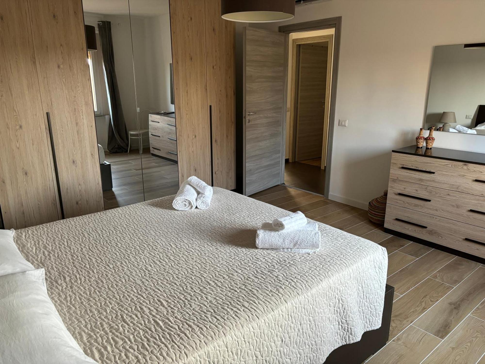 Seaside Apartments Casa Carla E Casa Andrea 올비아 외부 사진