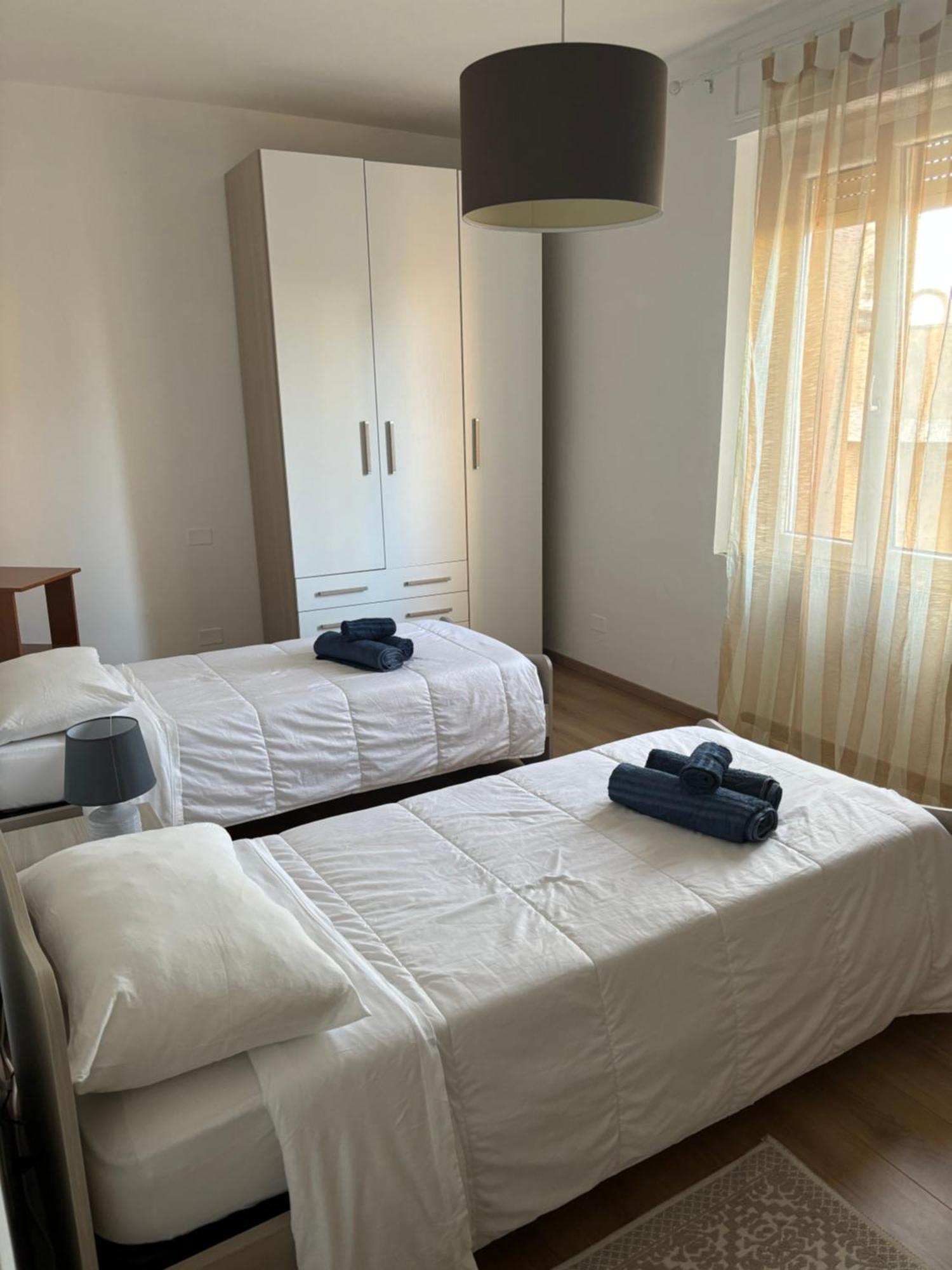 Seaside Apartments Casa Carla E Casa Andrea 올비아 외부 사진